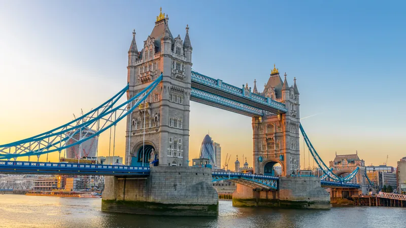 Tower Bridge in London – Kreuzfahrt zu den Britischen Inseln mit nicko cruises